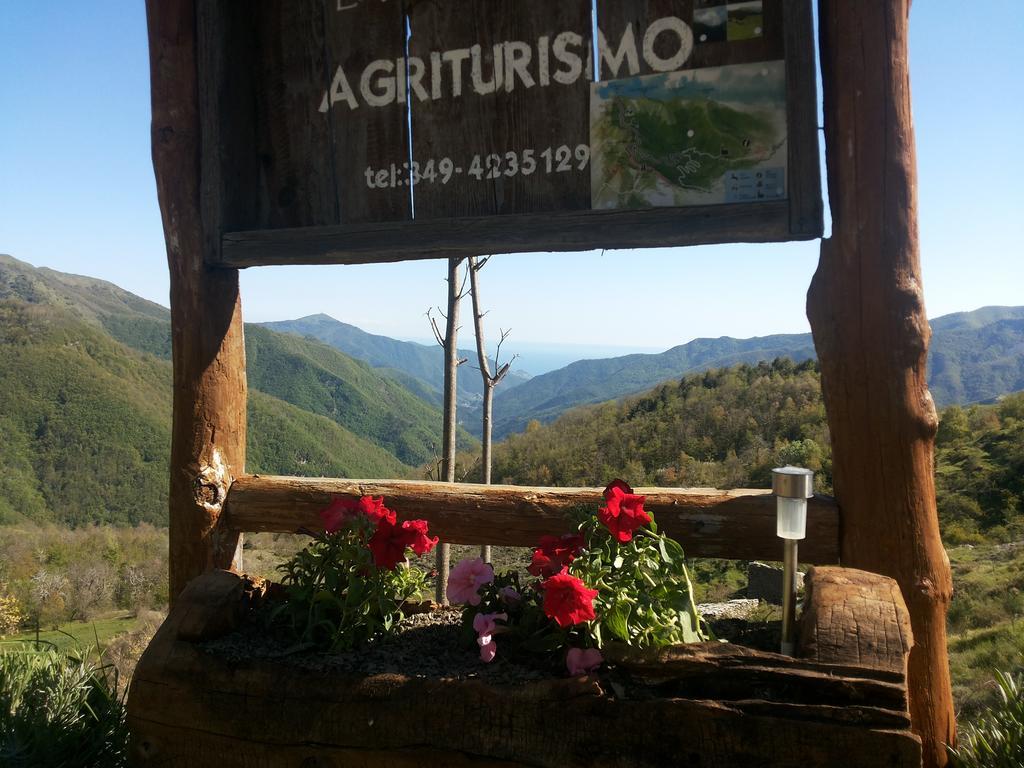Agriturismo La Fontana Dell'Olmo Hotel Molini di Triora Екстериор снимка